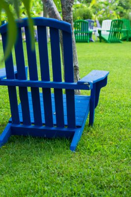 chaise de jardin en pvc en bleu